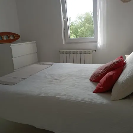 Апартаменты La Revilla Apartment, Сан-Висенте-де-ла-Баркера